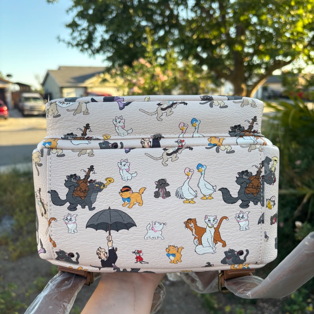 Rare Disney Aristocats Loungefly Mini Backpack Retired Heart Logo - Picture 5 of 5